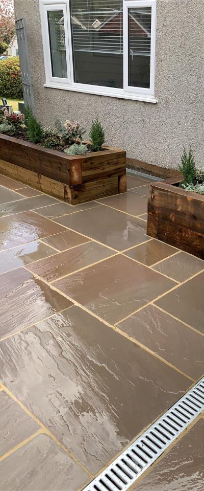 Jeff Tombs Landscaper Portfolio Image
