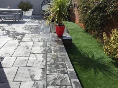 Jeff Tombs Landscaper Portfolio Image